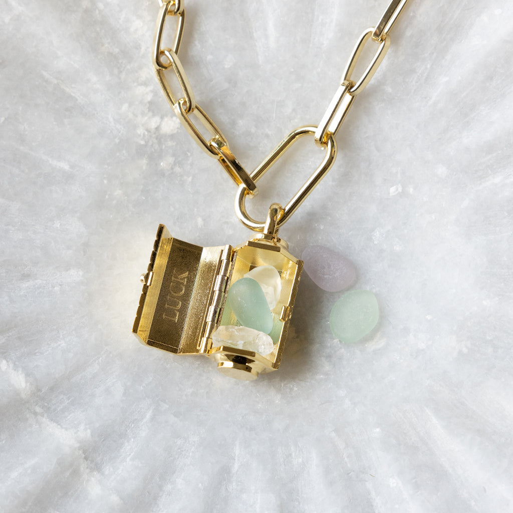 Stella Locket Necklace - Positive Energy/Pyrite/Gold